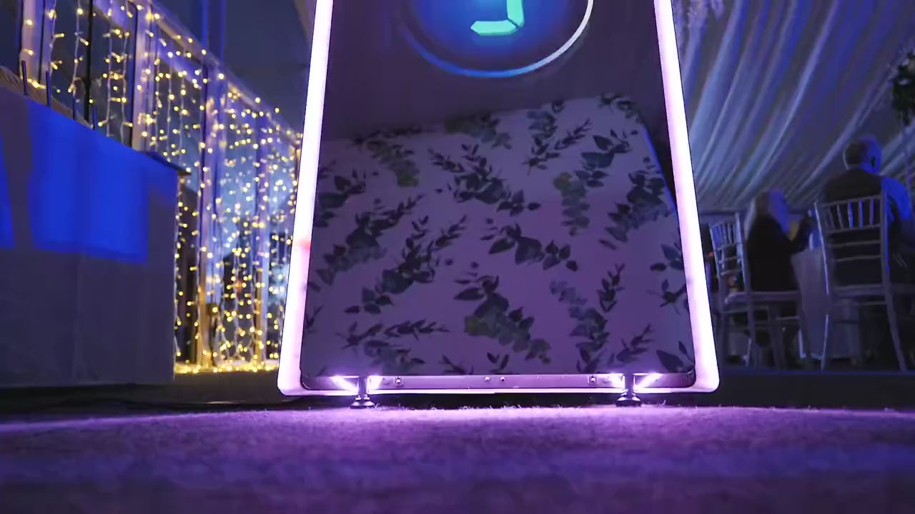 Mirror Air Booth product overview