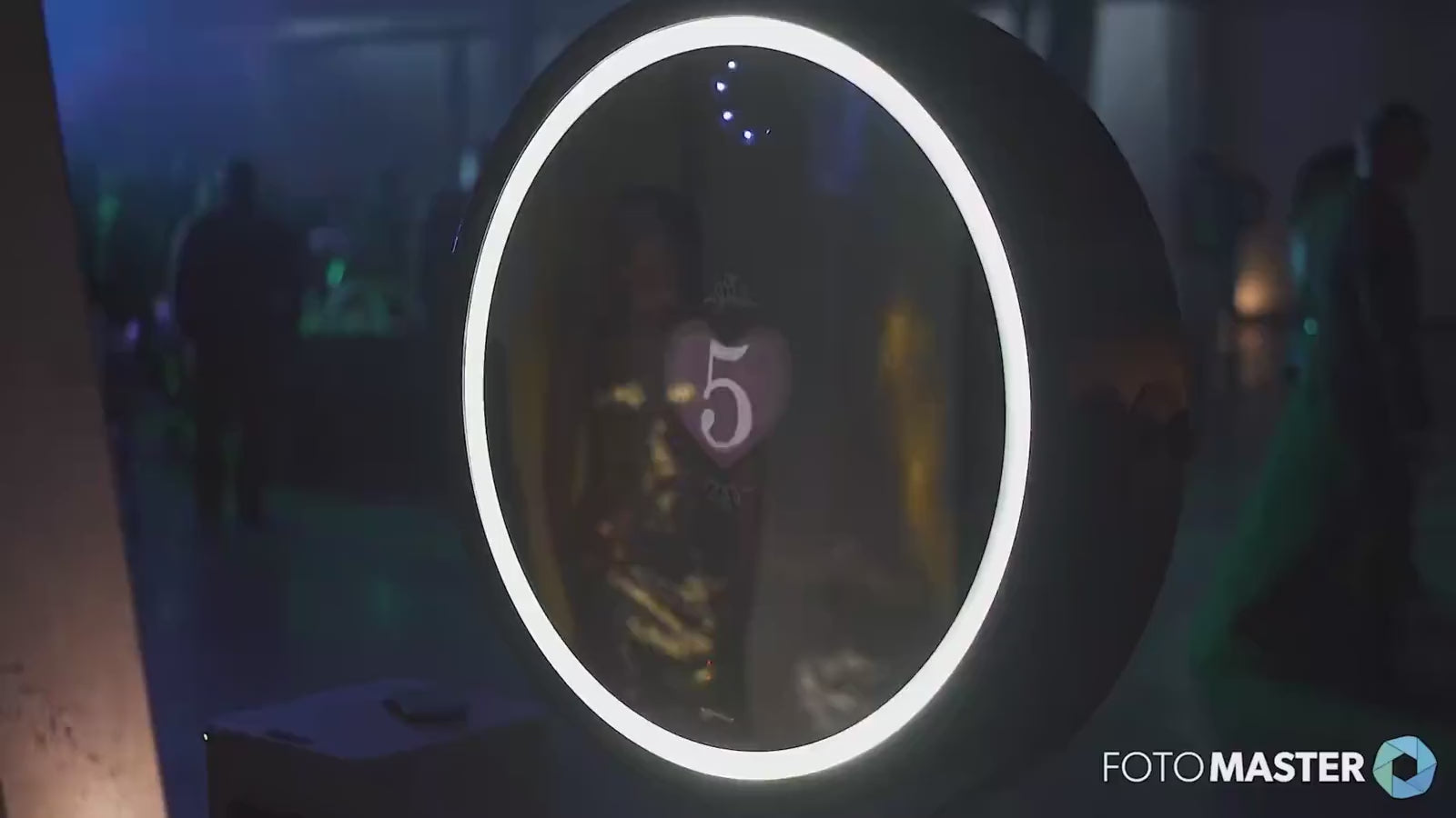 Beauty Mirror Booth product overview video