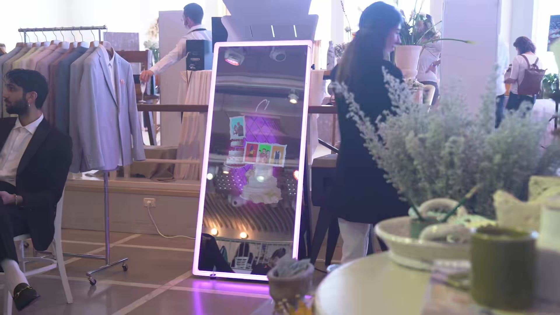 Mirror Air Booth at Events: A Wedding Show