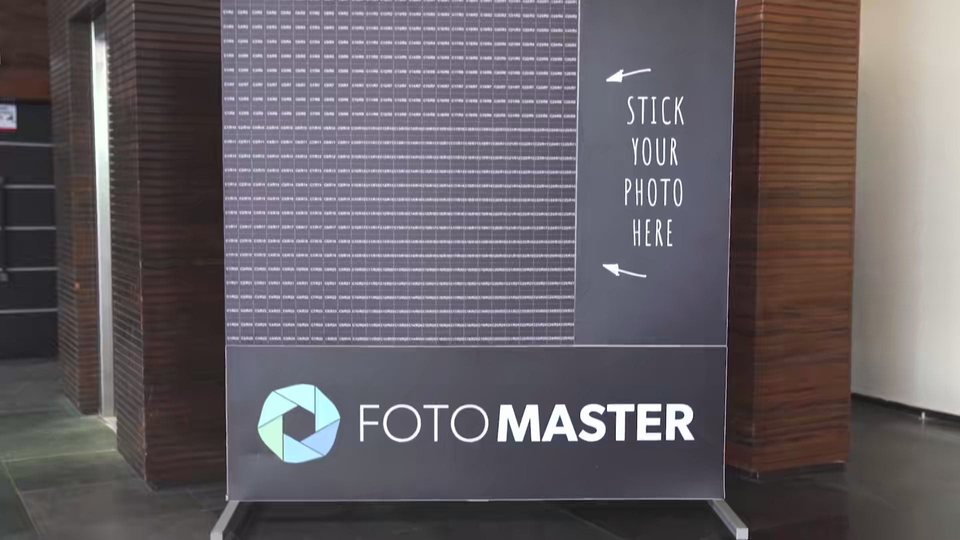 Photo Mosaic Wall at Events: A Corporate Event