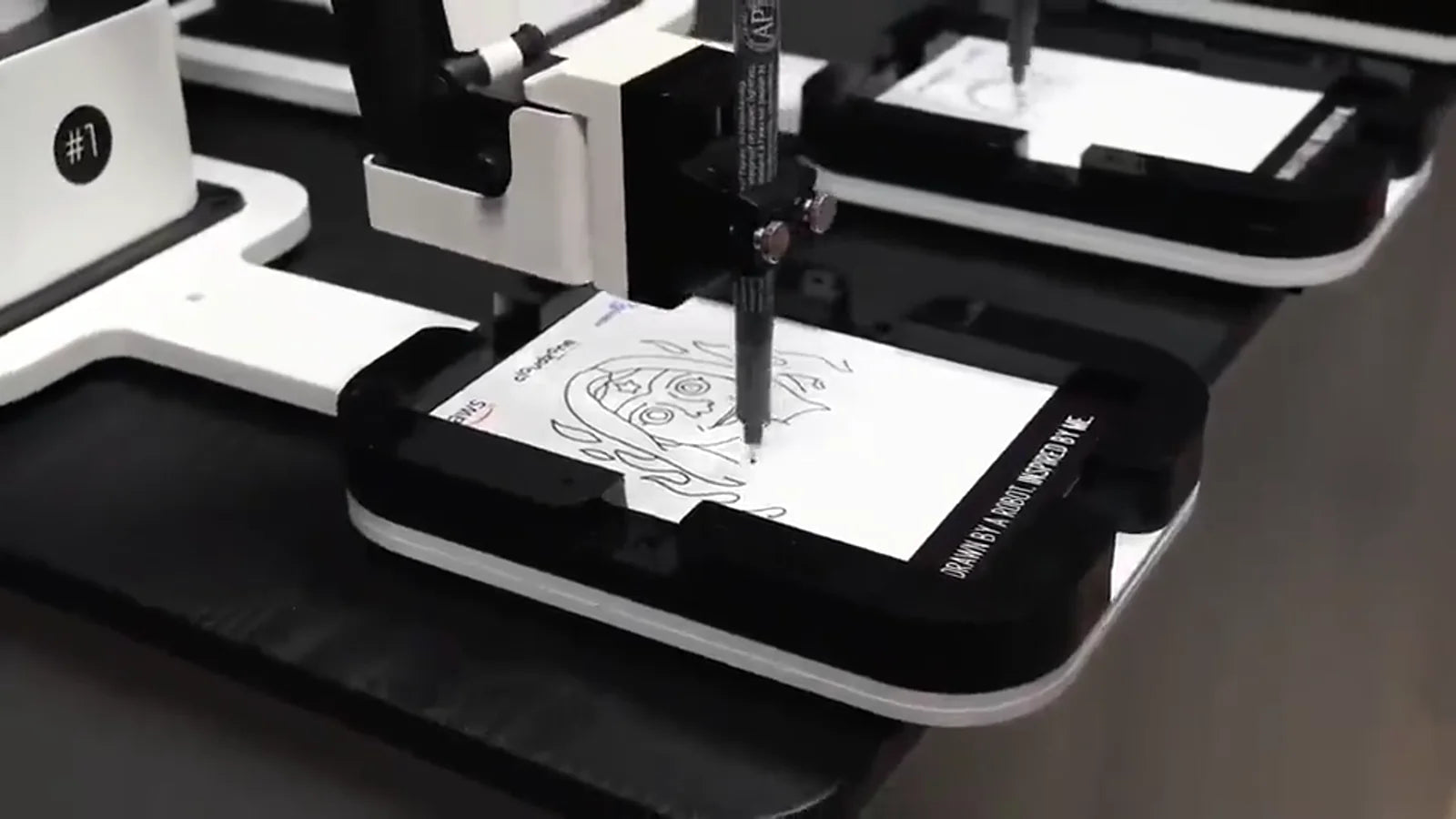 The Robot That Draws a Crowd